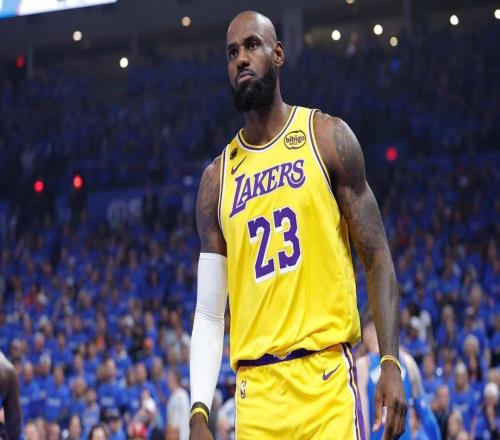 霸氣，湖人隊詹姆斯透露若決定重返NBA打第24個賽季，首要考慮啥
