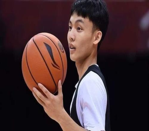 郭士強又出手了！放棄3個人，徐杰剛來一周就走人，他倆即將回歸