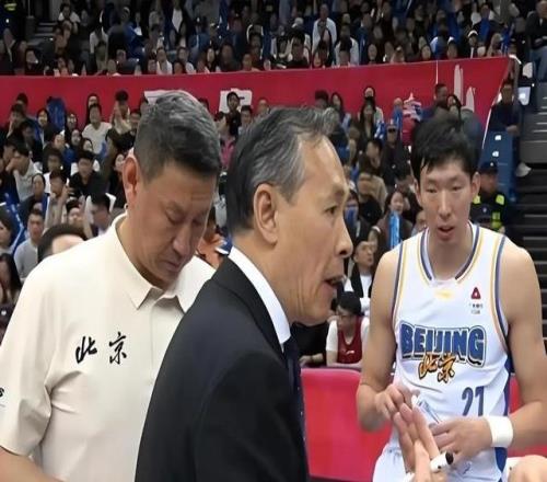 首鋼恥辱出局，北京球迷欠秦曉雯一聲道歉，兩點(diǎn)完勝現(xiàn)在的管理層