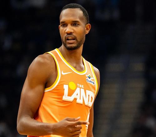 5年2.69億美金！0分+1分+13分！NBA退步最快球星誕生