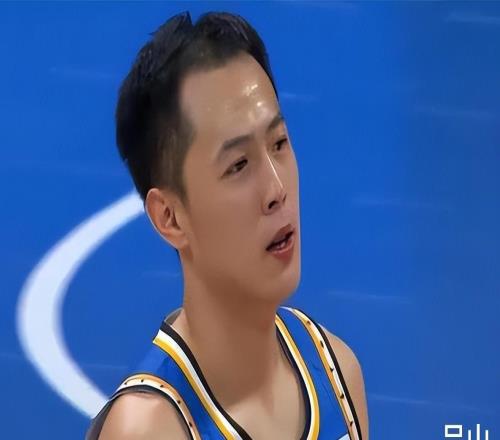 清理門戶，北京出局第三天，6人或離隊(duì)，1將恐退役，李楠能上位