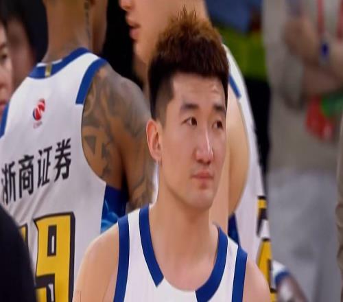 輸給上海11分！揪出一個表現最差之人，坑慘了廣廈隊