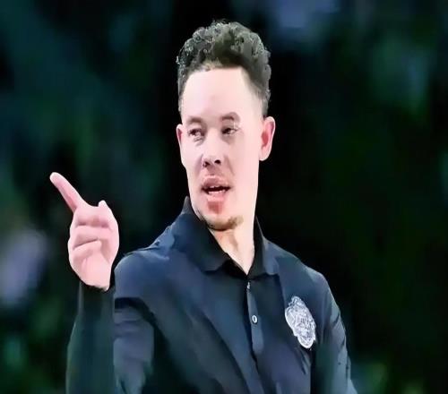 23！馬刺輸天王山！裁判MVP，看看專家怎么說：保送雷霆，我的天
