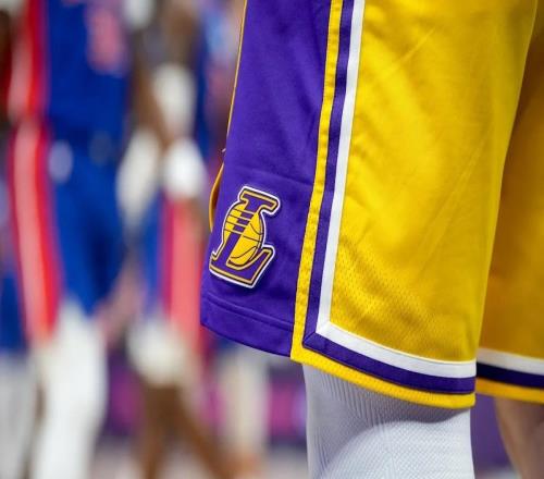 ESPN:湖人解雇了超過12名員工,商務部門進行重大重組