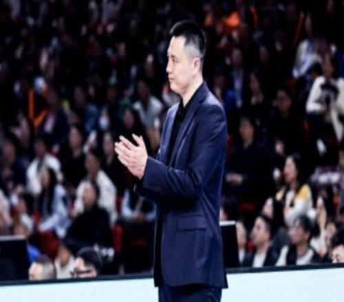 盧偉：只有兩個外援調整空間不大，要打出精氣神