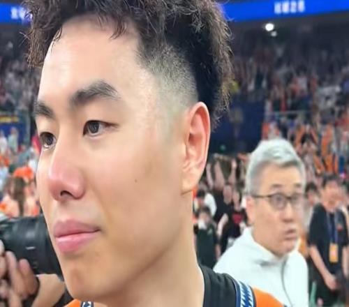 上海奪G2滬媒采訪！古德溫談絕殺，添榮哭著說緊張，盧偉強調鍛煉