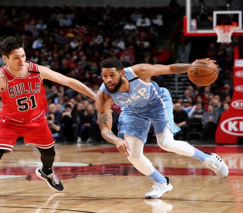 NBA运气之王!打了3年替补,却被7500万砸中,直接躺平到退休