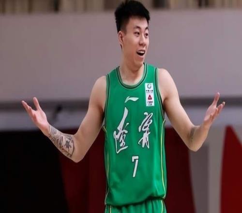遼籃出品必屬精品！總決賽15連勝，張鎮麟獲盧偉盛贊，第4冠穩了