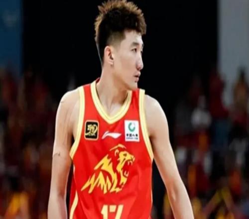CBA總決賽動態速遞！洛夫頓未參加踩場訓練，王哲林盼望拿下比賽，孫銘徽盼觸底反彈
