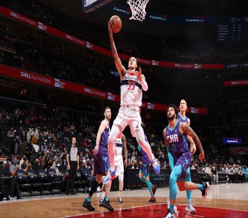 坑完獨行俠，又想坑奇才！2年僅打71場比賽，成NBA第一“玻璃人”