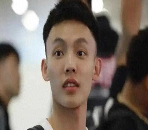 廣東3消息：徐杰現身東莞，胡明軒集訓歡樂多，王洪澤飛歐洲特訓