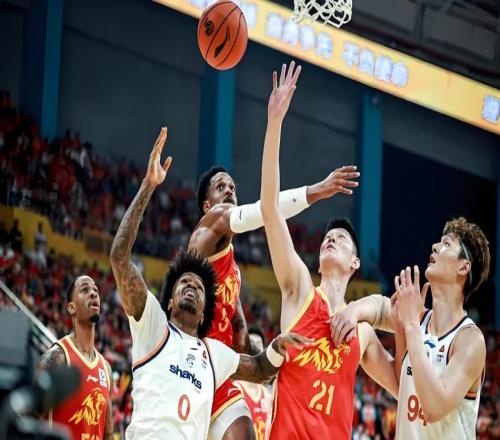 大秋无敌!3叉戟砍79分,CBA总决赛:广厦逆境翻盘,裁判罕见争议