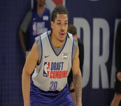 2026年NBA選秀球員之達柳斯阿卡夫