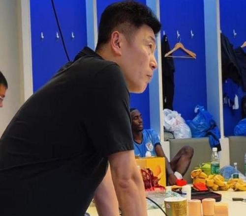 大連后半程不追求名次球迷：不降級不肯花錢，別去客場就投降！