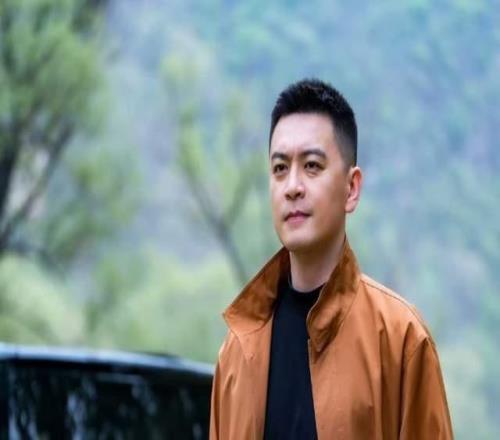 楊鳴接替許利民，執教首鋼男籃北京媒體人主動發聲，態度很明確