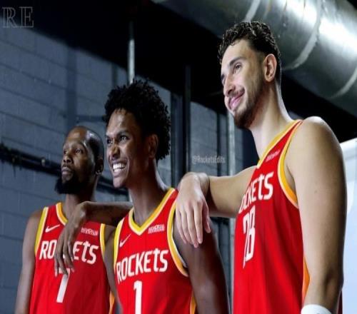火箭完整陣容上線3人升級3位置，坐擁頂級鋒線，新老結合完美