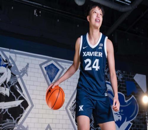 NCAA名校3選1！中國女籃19歲1米81新星留洋：新李夢未來戰WNBA