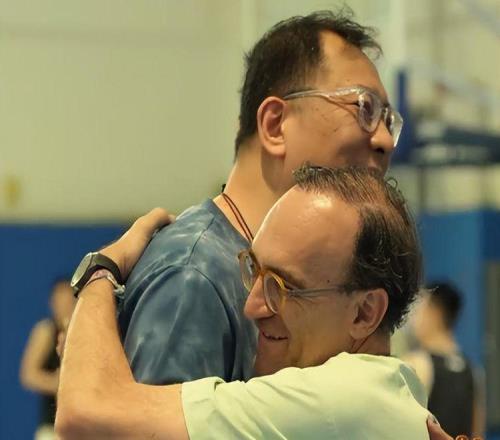洛佩斯親自督訓合同到期的球員除了二哥都在,俞澤辰有望得到重用