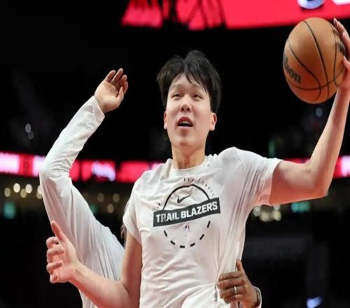 中國男籃VS澳大利亞！楊瀚森回歸首秀，郭士強調整陣容