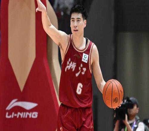 一路向征程程帥澎進入新一期中國男籃集訓名單