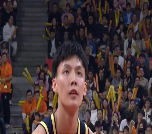 两连败后！广东队变阵，杜锋召回张文逸，挤走徐杰，取代陈家政！