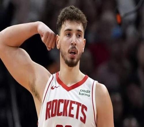 轰32+8！火箭一直相信我，小贾赛后感谢