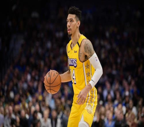 丹尼格林谈2020年湖人夺冠：当时全队