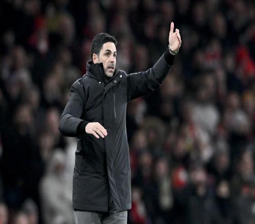 讨喜还是讨债刚给阿尔特塔送上大礼，卡里克转头就带队杀上门了