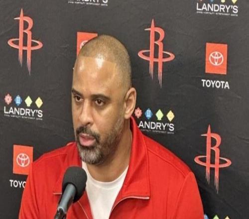 火箭对阵马刺！场均12+6前锋火线复出