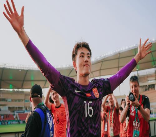 李昊引中超豪门哄抢！3支球队欲出手，身价2000万，切尔西在关注