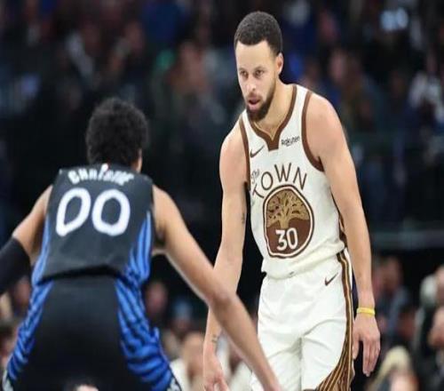 庫里：我與歐文相互尊重和敬佩，穿他的簽名鞋賽前已得到同意