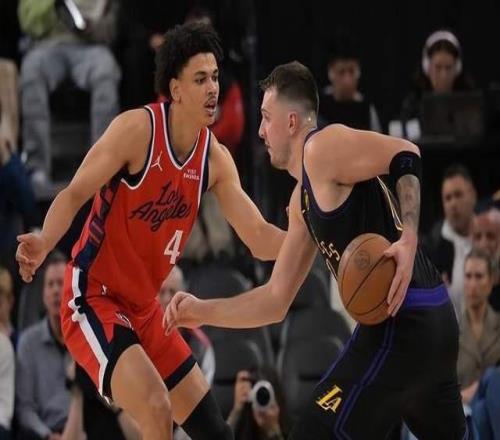 東契奇浪投祖巴茨統(tǒng)治內(nèi)線，快船擊敗湖人，雷霆狀元簽沒(méi)了