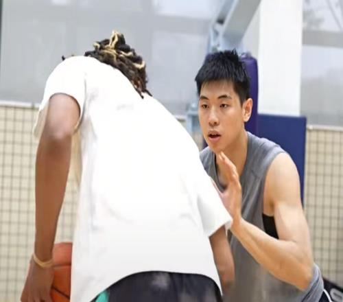 最新消息！廣東鋒線“雙王牌”確認到位，杜鋒迎來奪冠法寶！