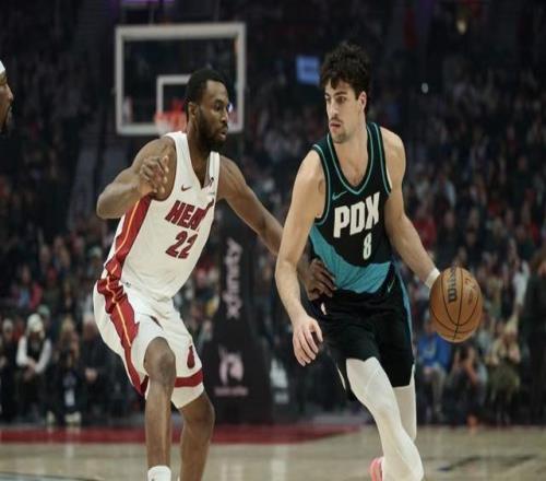 阿夫迪亞談背傷：有點(diǎn)僵硬但沒上次嚴(yán)重，原本想堅(jiān)持但教練不讓