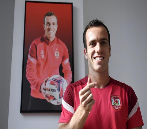 國安門將位置離隊第一人預(yù)測！前些年就歸化入籍，卻一直踢不上球