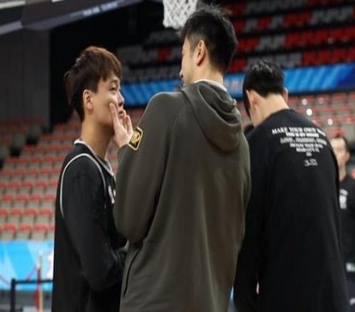 CBA京城德比前瞻：赵睿沈梓捷赛前踩