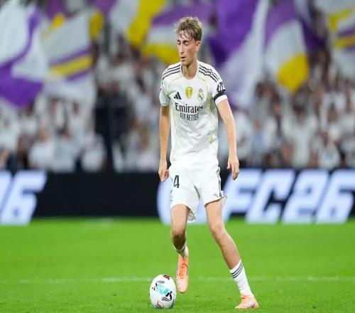 伯恩茅斯总监：赫伊森是目前唯一一名