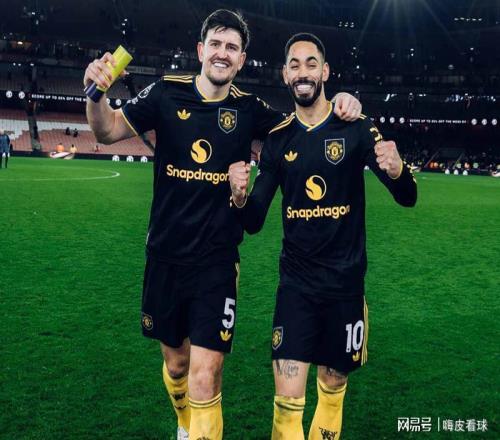 英超豪门集体掉链子！阿森纳3场丢7分，曼联看到争冠希望