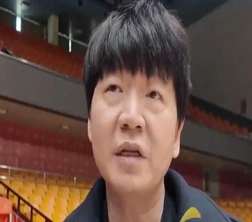 备战宁波！王证报名参赛，邱彪展望比赛重提防守，赞队内工作人员