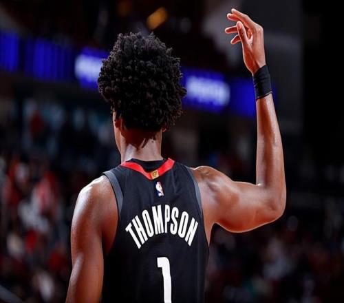 不打双塔后,火箭后场新星在传球方面的表现简直是有了质的飞跃