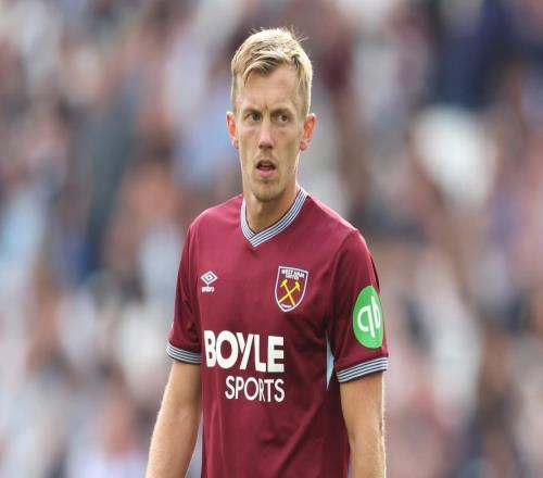 天空：西漢姆聯(lián)中場(chǎng)沃德普勞斯正在接受伯恩利體檢