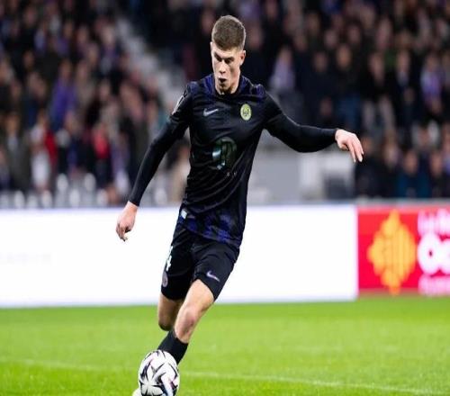 天空：圖盧茲拒絕了兩份對(duì)克雷斯維爾的報(bào)價(jià)，其一來(lái)自英超