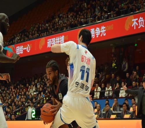 可否直搗黃龍29日晚客戰(zhàn)廣廈，高速男籃力爭再次掀翻衛(wèi)冕冠軍