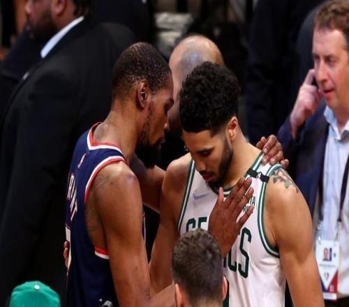 塔图姆：看到杜兰特跟腱断裂回归后的