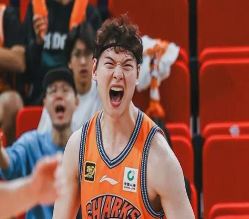 牛逼！32歲老將15中12，砍25分10板，付政浩他仍是內(nèi)線頭號殺器