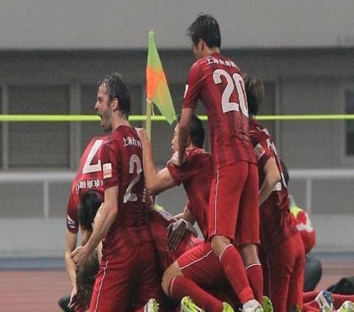 上港被罰5分依然比成都蓉城多1分冠軍不變！板子打得輕重剛合適