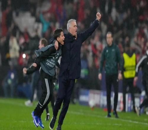 歐冠姜還是老的辣！本菲卡晉級附加賽，“魔力鳥”再現(xiàn)神奇