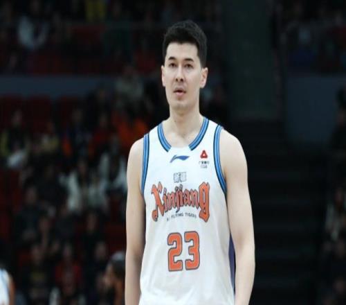 關(guān)鍵4罰不中！新疆爆冷1分惜敗同曦阿不都21+5趙柏清準絕殺