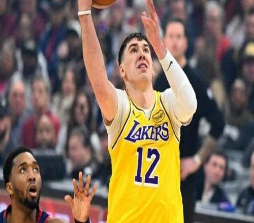 第三節(jié)崩盤！東契奇29分，詹姆斯10中3，湖人30分慘敗騎士隊(duì)