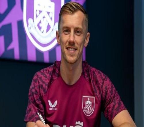 官方：伯恩利租借簽下西漢姆中場(chǎng)沃德普勞斯